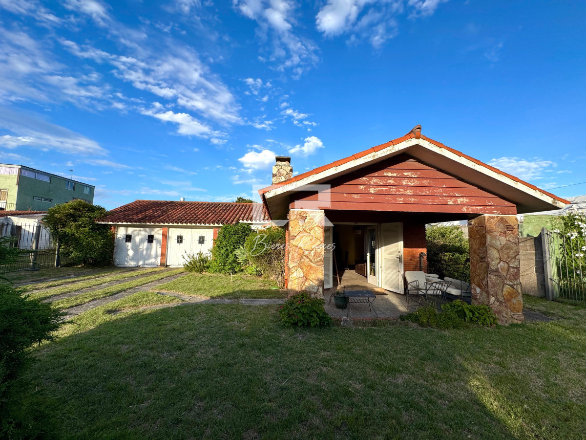 Casa ID.853 - Casa en venta en lagomar a metros del mar