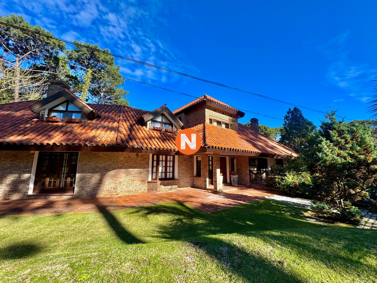 Casa Ref.223705 - Exclusiva casa en venta en San Rafael, 5 dormitorios