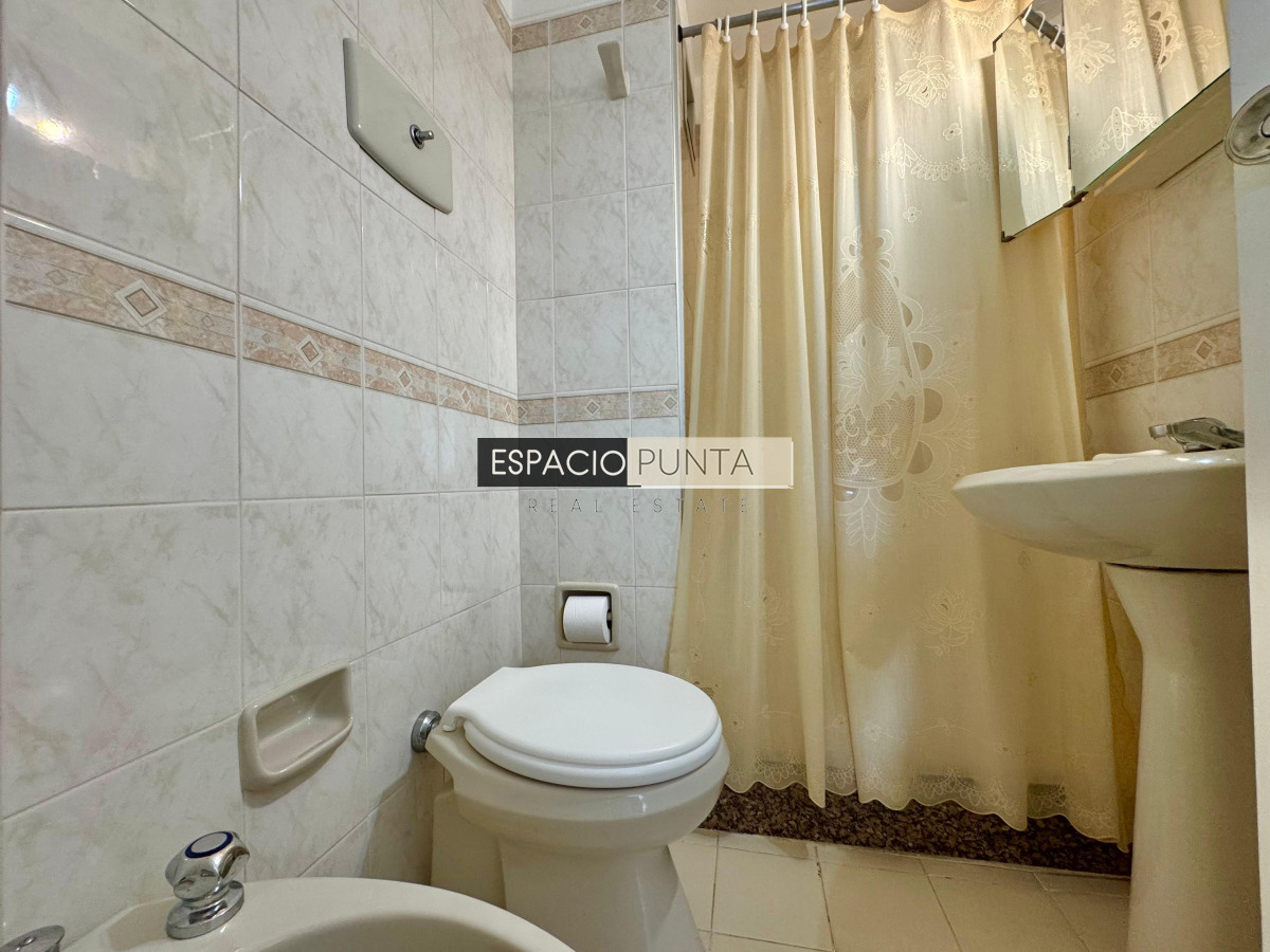 Apartamento ID.1821 - Apartamento 2 dormitorios en venta Punta del Este