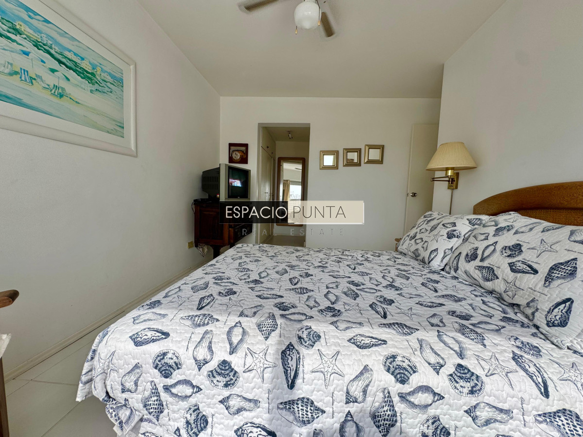 Apartamento ID.1821 - Apartamento 2 dormitorios en venta Punta del Este