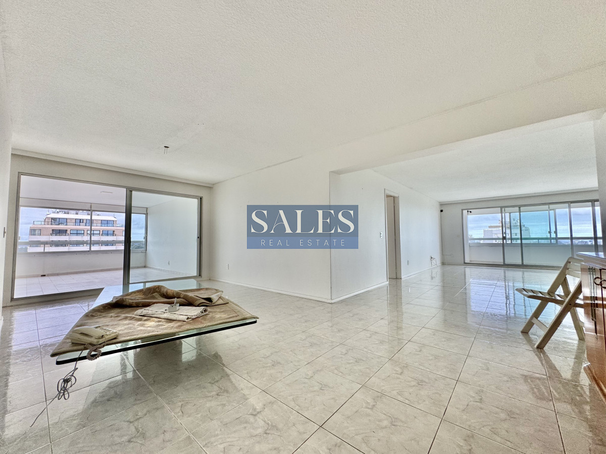 Apartamento ID.1384 - Apartamento en alquiler anual 3 dormitorios Punta del Este