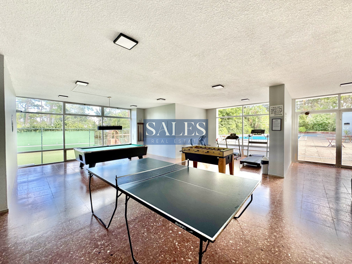 Apartamento ID.897 - Apartamento de 1 dormitorio y medio en venta sobre Av. Roosevelt