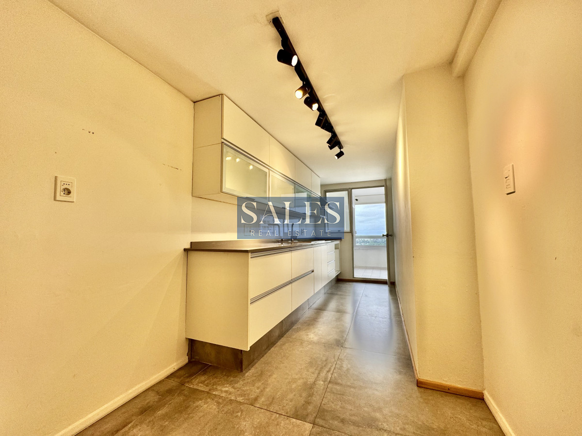 Apartamento ID.1384 - Apartamento en alquiler anual 3 dormitorios Punta del Este