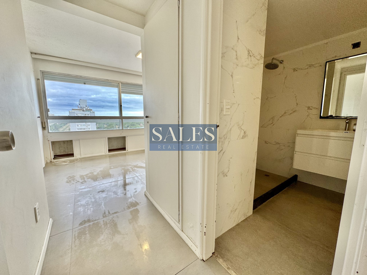 Apartamento ID.1384 - Apartamento en alquiler anual 3 dormitorios Punta del Este