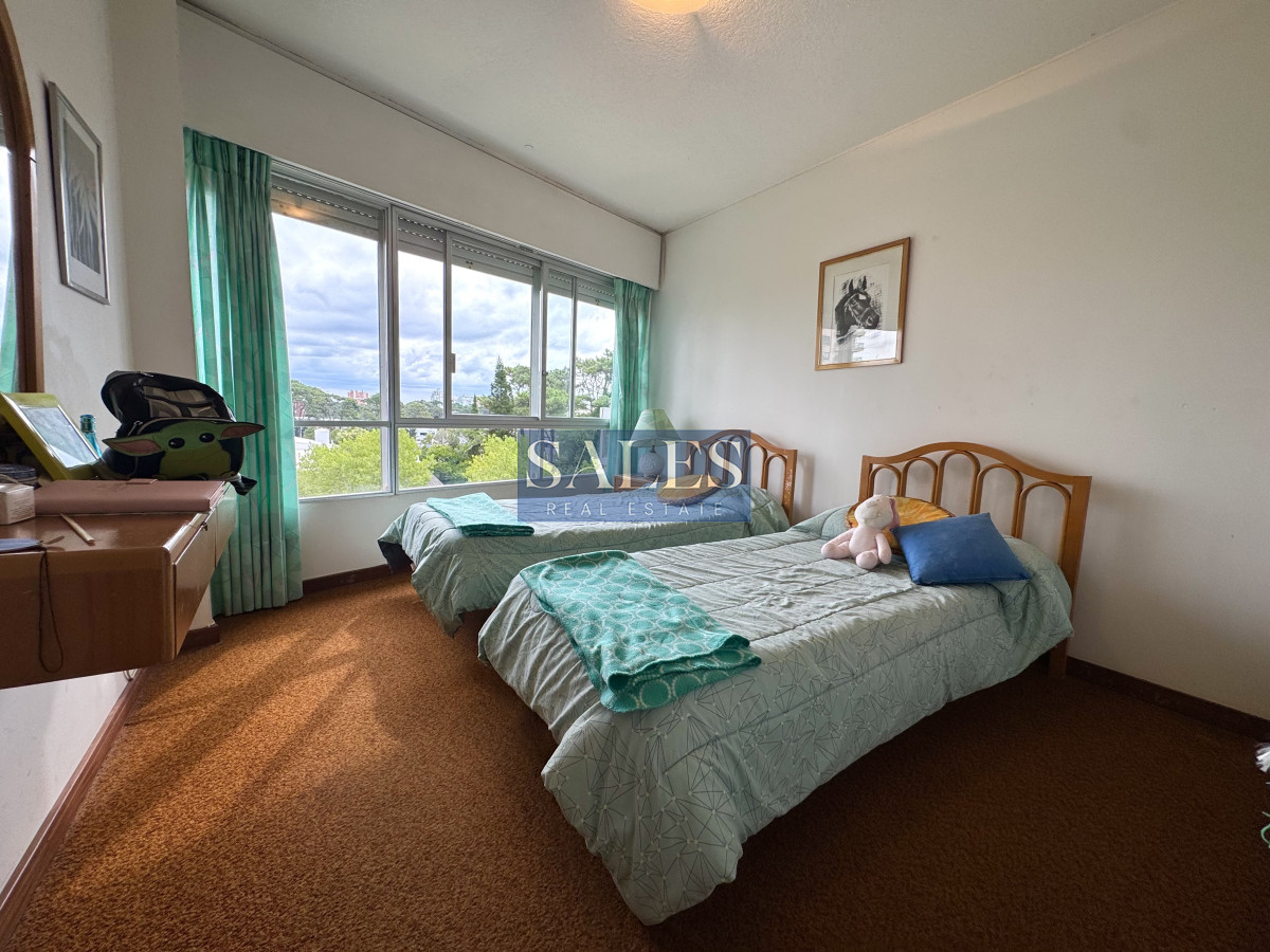 Apartamento ID.1186 - Apartamento de 3 dormitorios en alquiler anual punta del este 