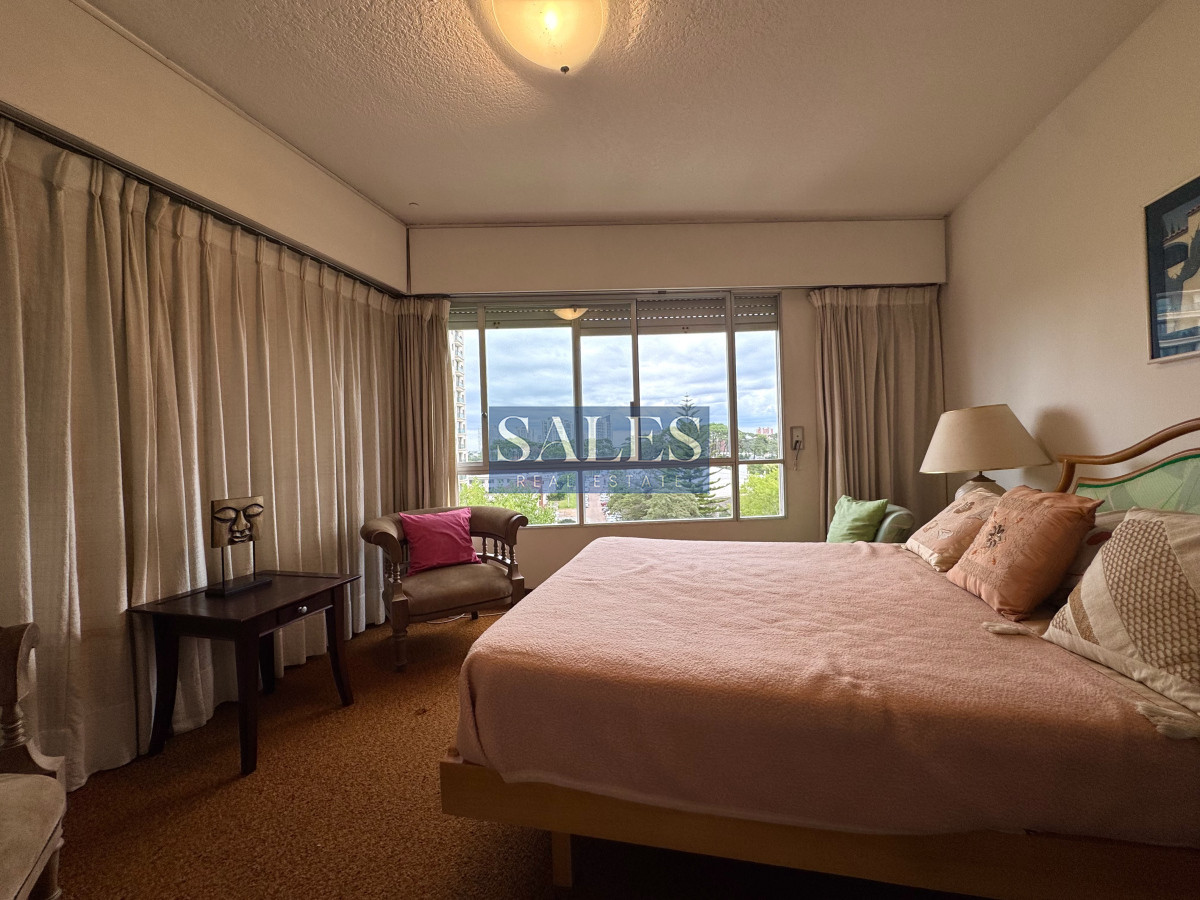 Apartamento ID.1186 - Apartamento de 3 dormitorios en alquiler anual punta del este 