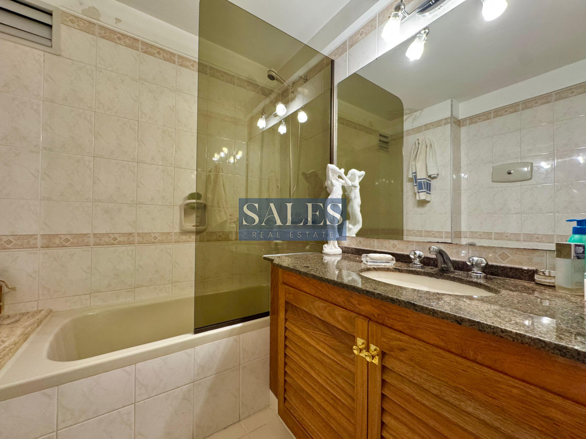 Apartamento ID.1070 - Apartamento 2 dormitorios en venta Punta del Este