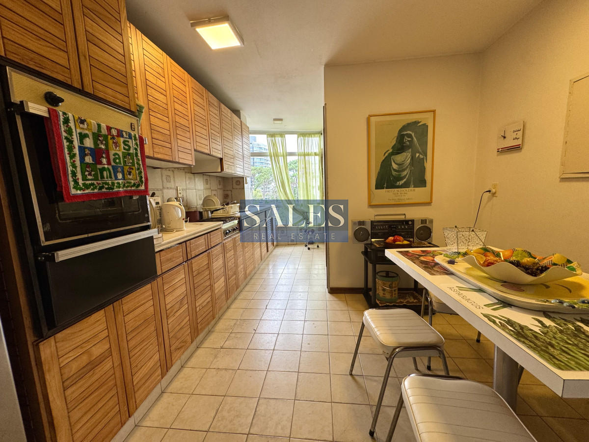 Apartamento ID.1186 - Apartamento de 3 dormitorios en alquiler anual punta del este 