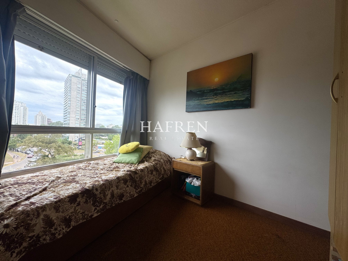 Apartamento ID.62 - Apartamento de 3 dormitorios en Alquiler Anual Punta del Este 