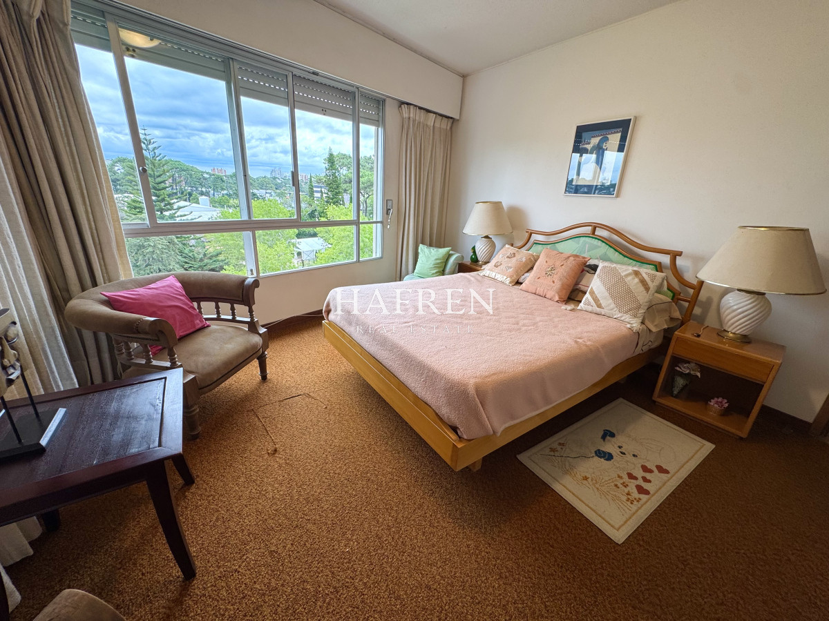Apartamento ID.62 - Apartamento de 3 dormitorios en Alquiler Anual Punta del Este 