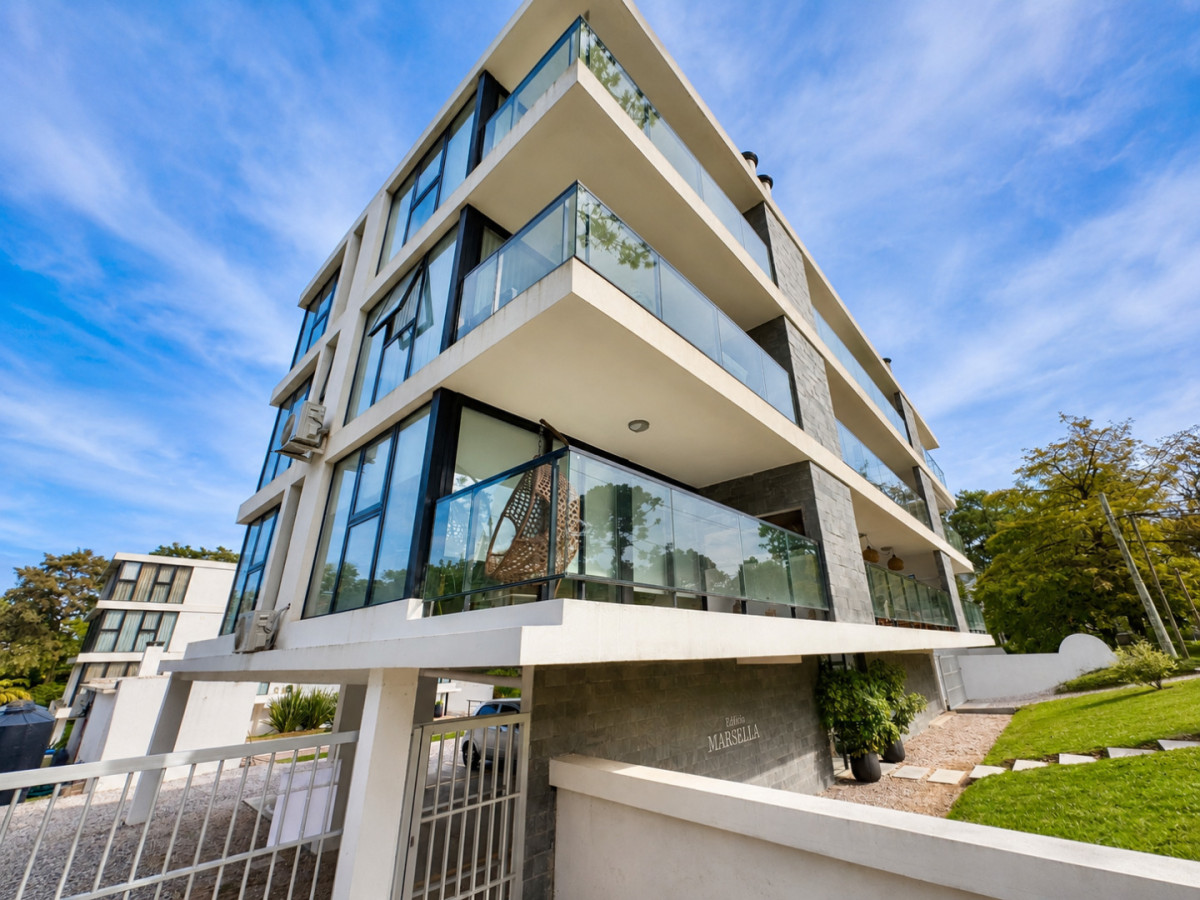 Apartamento ID.21097393 - Apartamento en venta a pasos del mar, 2 dormitorios con parrillero