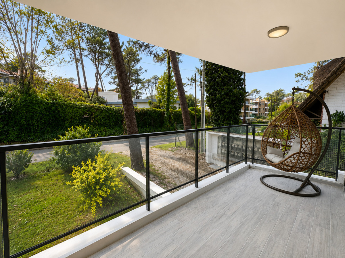 Apartamento ID.21097393 - Apartamento en venta a pasos del mar, 2 dormitorios con parrillero