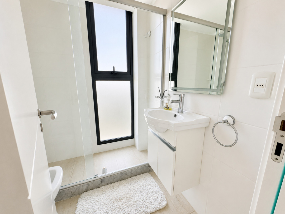 Apartamento ID.21097393 - Apartamento en venta a pasos del mar, 2 dormitorios con parrillero