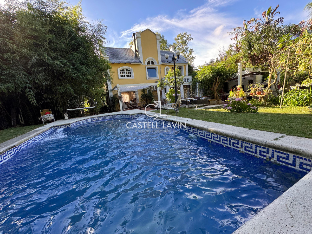 Casa ID.177 - Venta Casa 4 dormitorios Pinares Punta del Este 