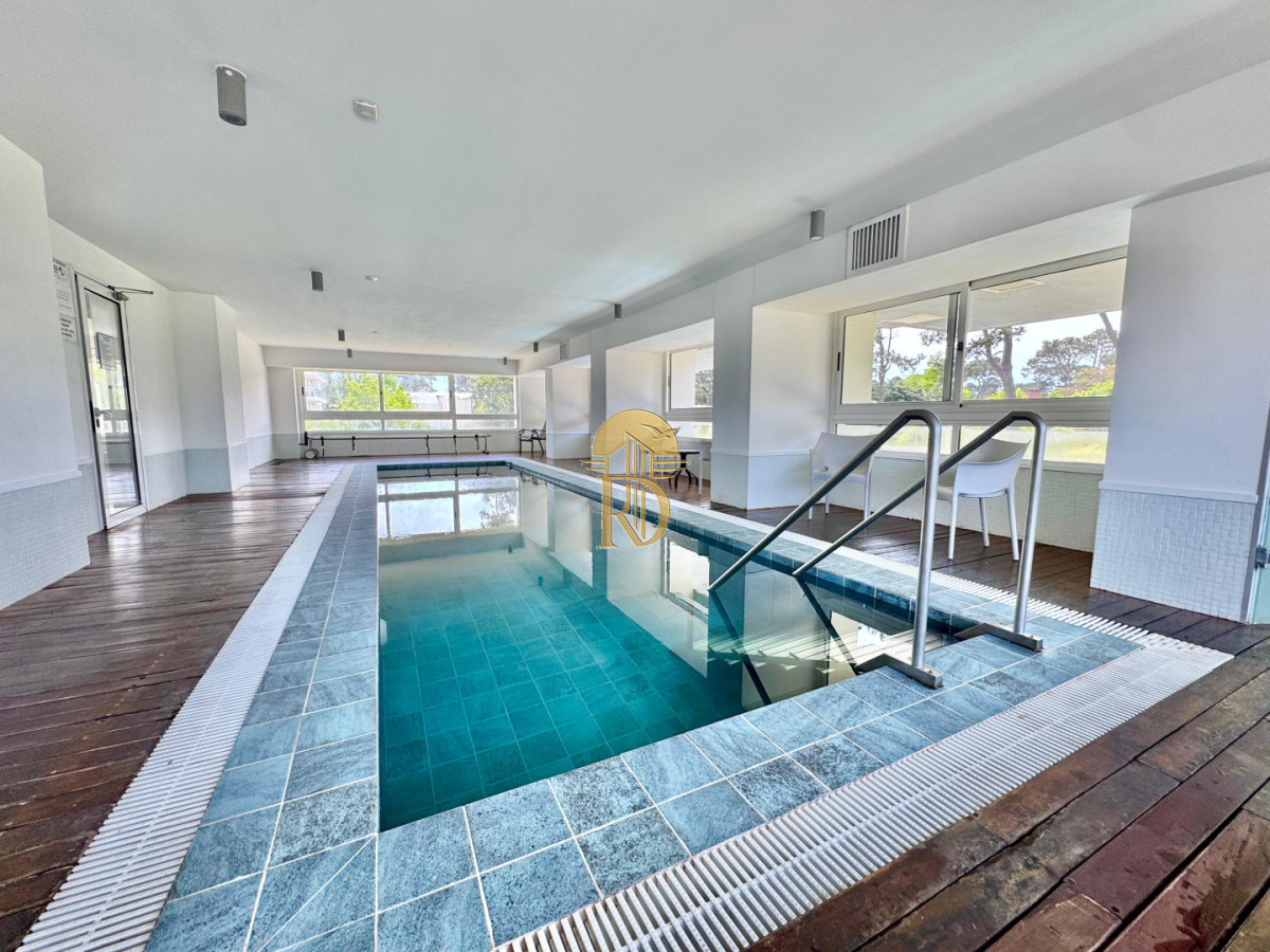 Apartamento de 2 dormitorios en venta Punta del Este -id-415-18