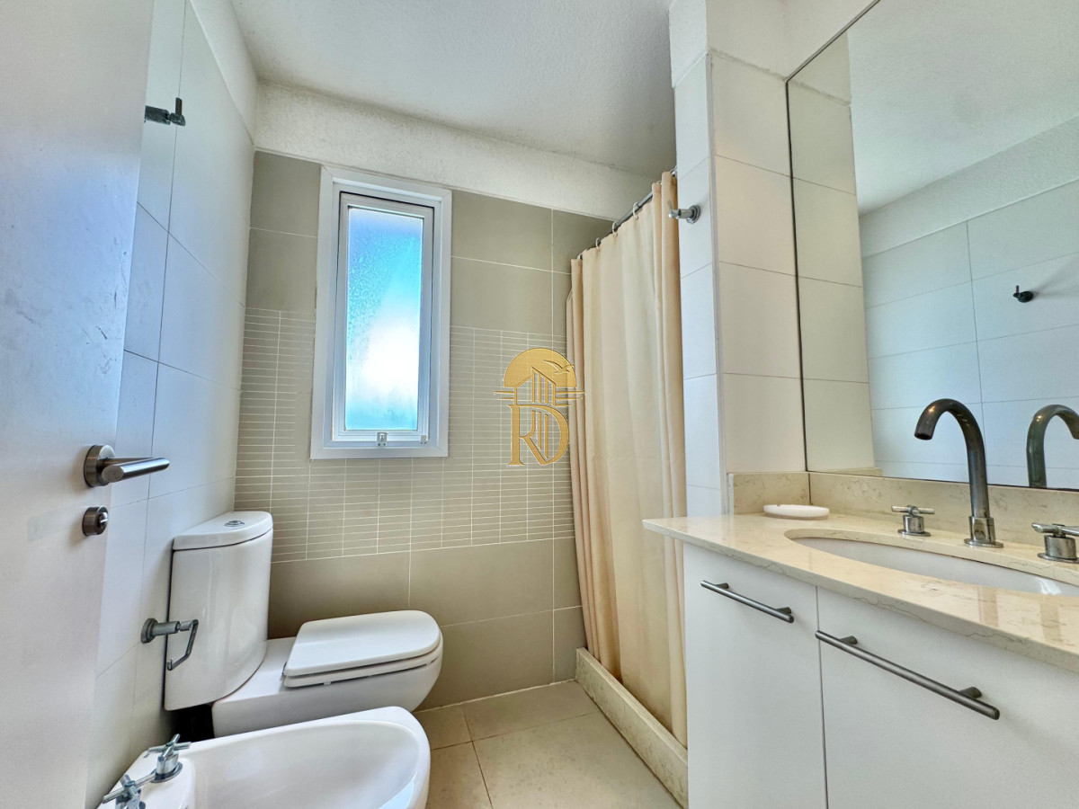 Apartamento de 2 dormitorios en venta Punta del Este -id-415-17