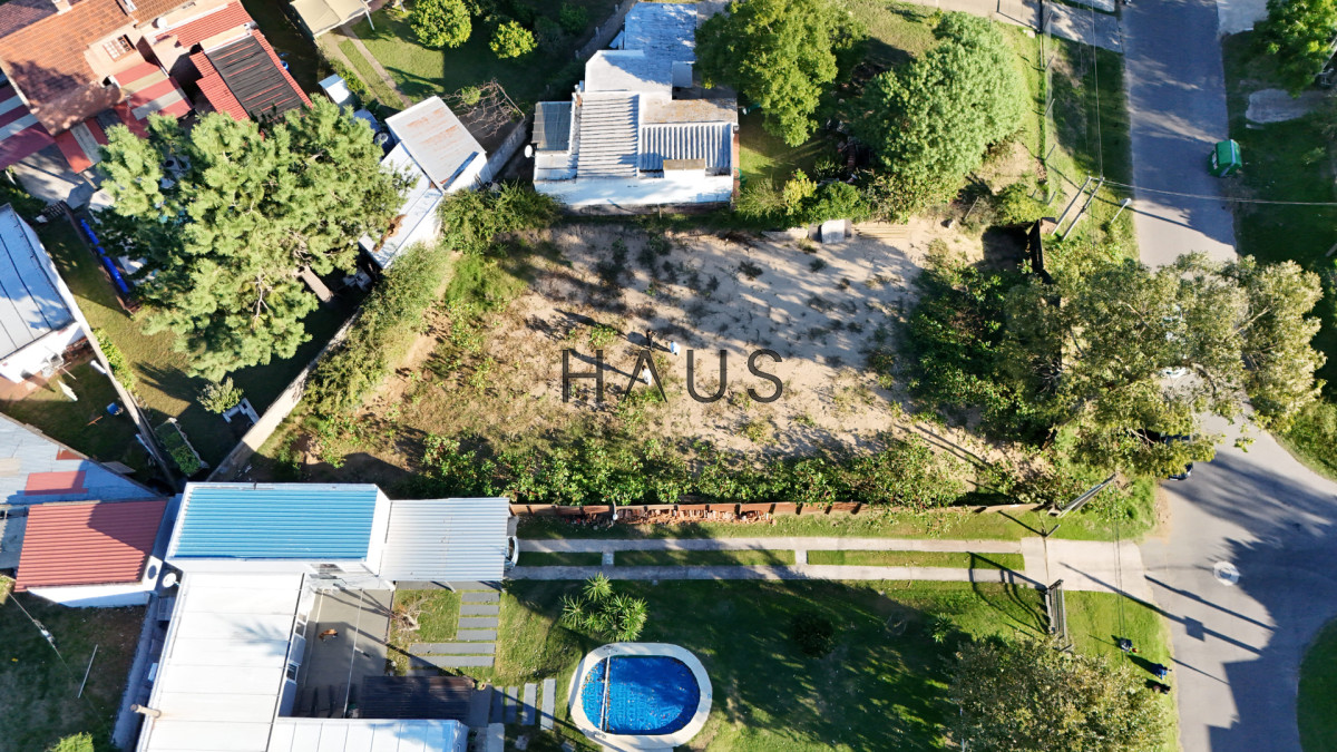 Terreno ID.824 - Terreno en venta, parada 27 pinares, apto para PH