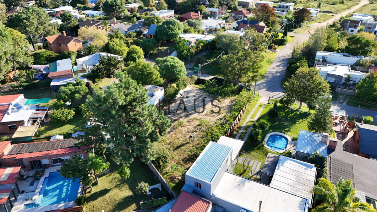 Terreno ID.824 - Terreno en venta, parada 27 pinares, apto para PH