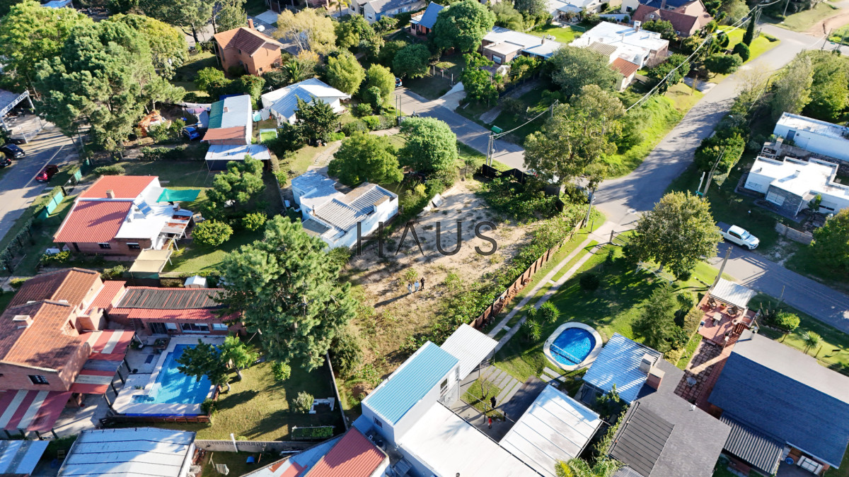 Terreno ID.824 - Terreno en venta, parada 27 pinares, apto para PH