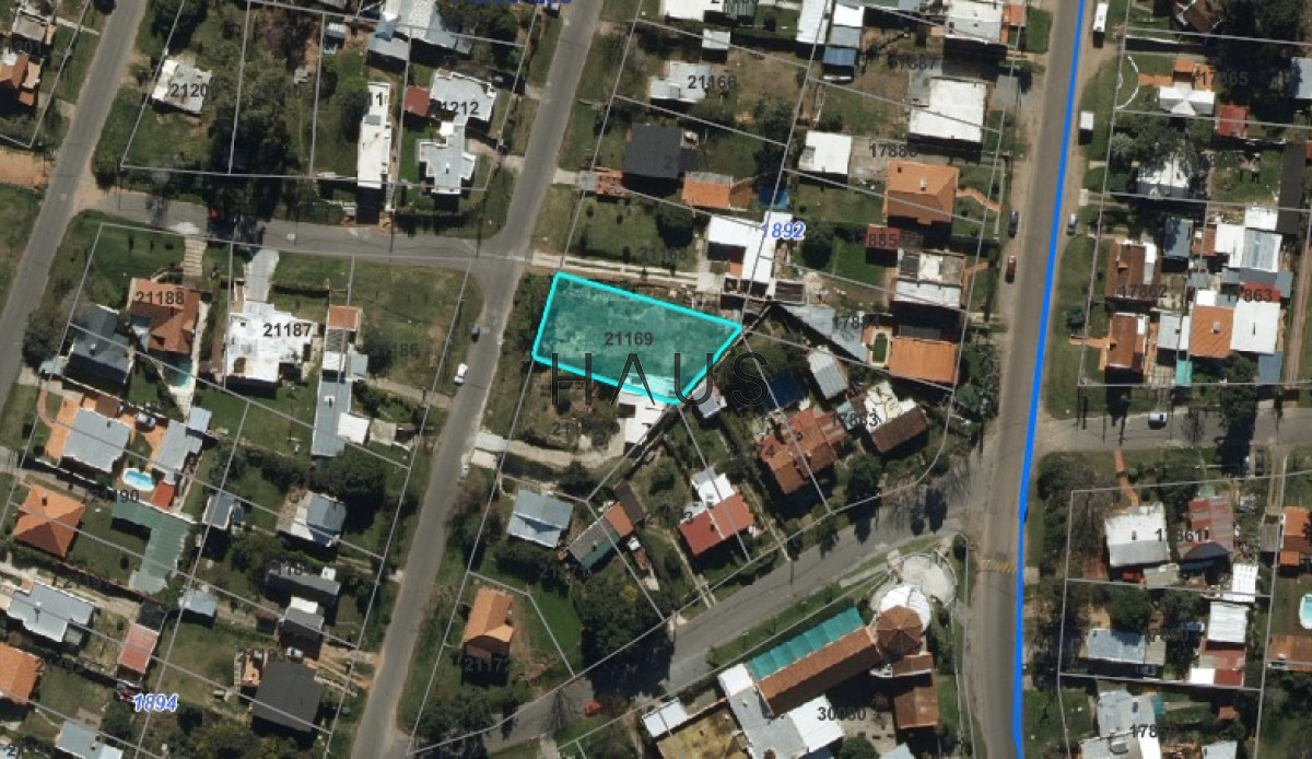 Terreno ID.824 - Terreno en venta, parada 27 pinares, apto para PH