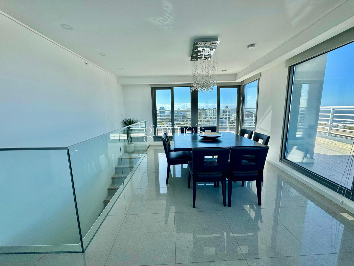 Apartamento ID.1307 - Penthouse duplex de 3 dormitorios en venta y alquiler, Punta del Este!