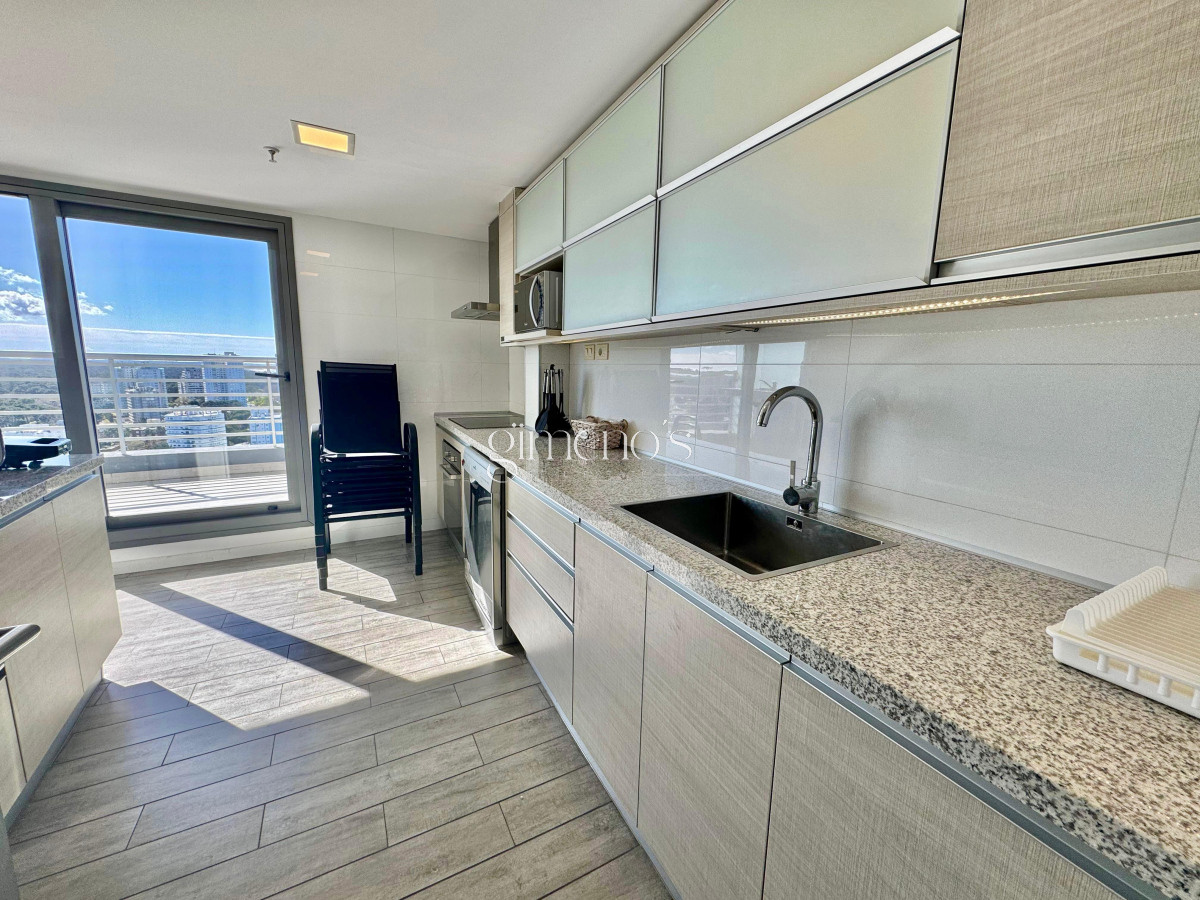 Apartamento ID.1307 - Penthouse duplex de 3 dormitorios en venta y alquiler, Punta del Este!