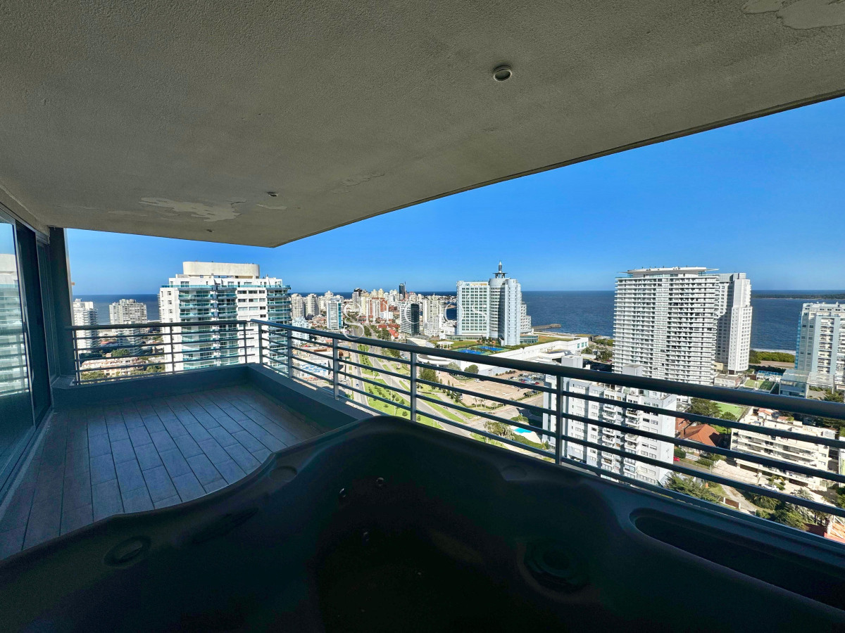 Apartamento ID.1307 - Penthouse duplex de 3 dormitorios en venta y alquiler, Punta del Este!