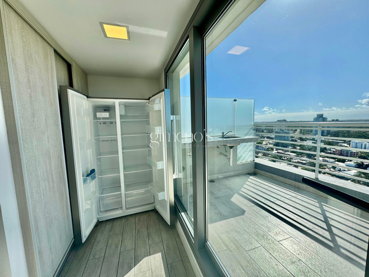 Apartamento ID.1307 - Penthouse duplex de 3 dormitorios en venta y alquiler, Punta del Este!
