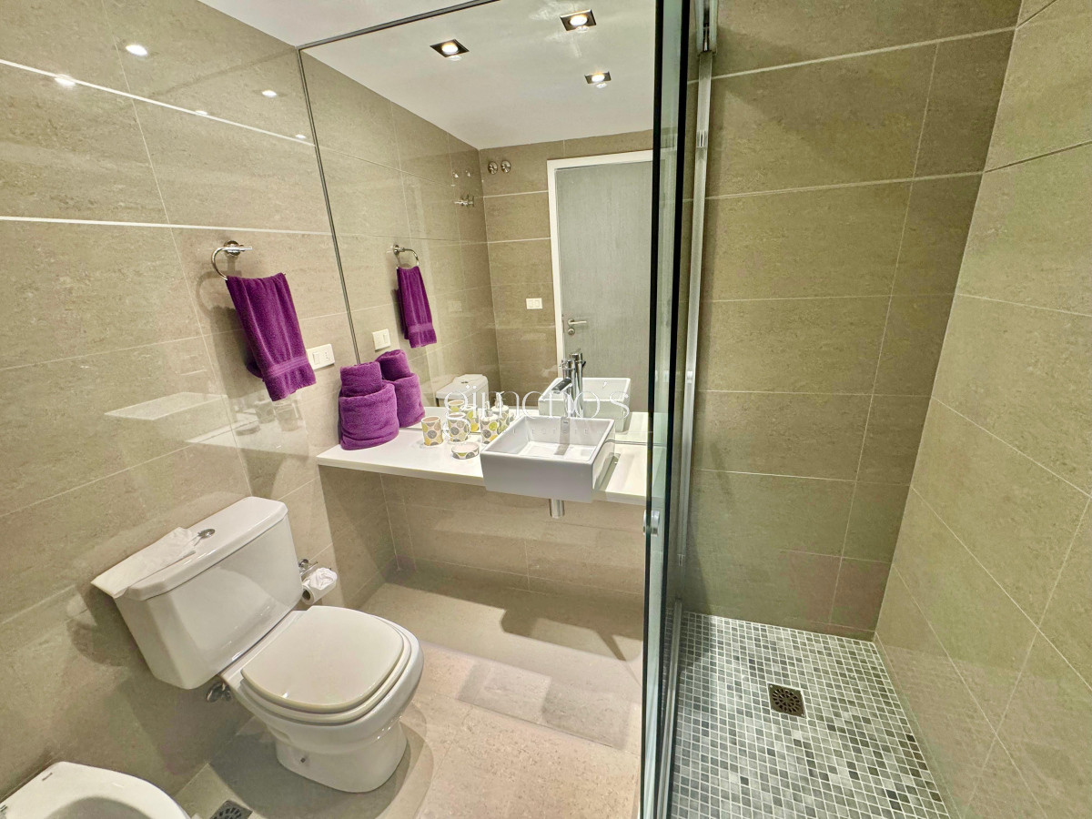 Apartamento ID.1307 - Penthouse duplex de 3 dormitorios en venta y alquiler, Punta del Este!