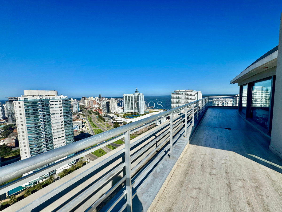 Apartamento ID.1307 - Penthouse duplex de 3 dormitorios en venta y alquiler, Punta del Este!