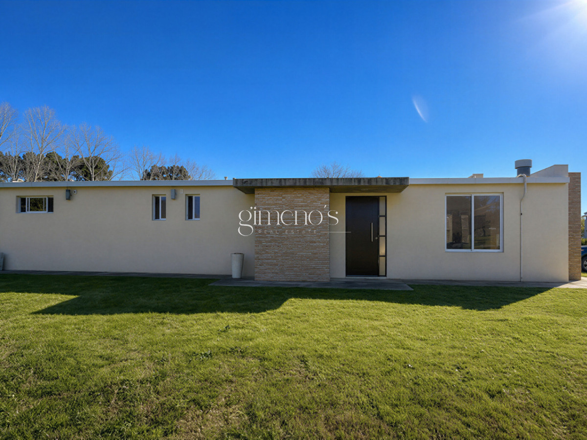 Casa ID.1638 - Casa en Venta 3 Dormitorios en barrio privado Verdemora - Punta Ballena
