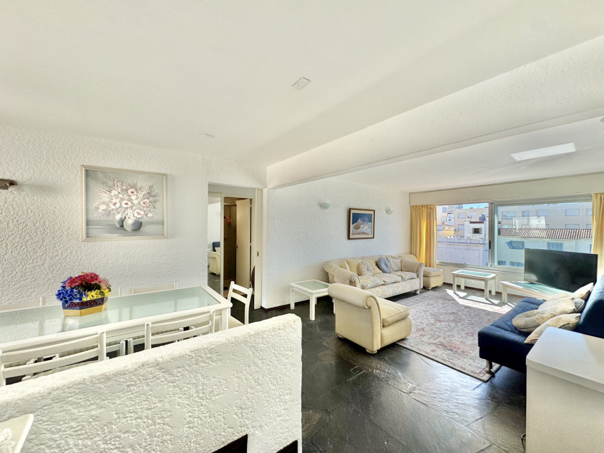 Apartamento ID.21098781 - Apartamento en venta 2 dormitorios con vista al mar!