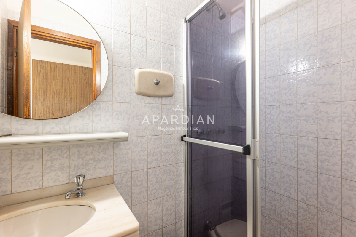 Apartamento ID.21099465 - Apartamento de 3 dormitorios mas dependencia en venta