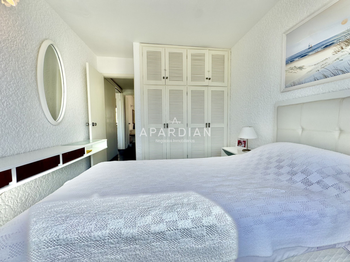 Apartamento ID.21099479 - Apartamento en venta 2 dormitorios con vista al mar!