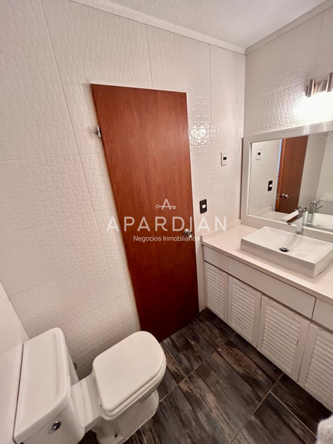 Apartamento ID.21093613 - Apartamento de 2 dormitorios con vista al mar