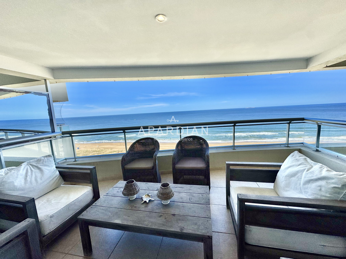 Apartamento ID.21097326 - Apartamento en venta 3 suites + dependencia frente a playa brava