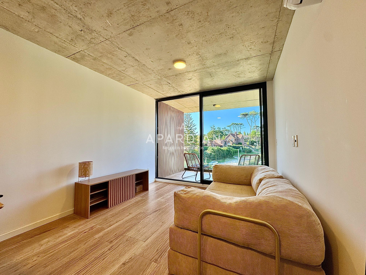 Apartamento ID.21097127 - Apartamento 1 dormitorio enalquiler primera linea playa mansa