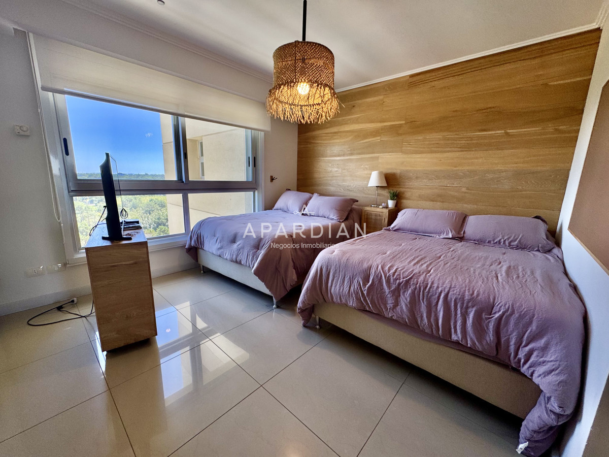 Apartamento ID.21097326 - Apartamento en venta 3 suites + dependencia frente a playa brava