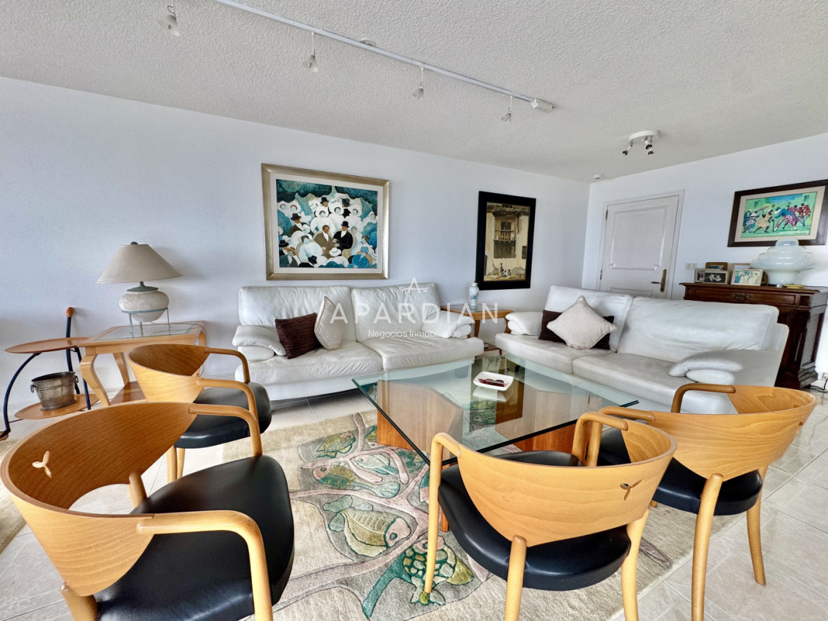 Apartamento ID.21099164 - Apartamento 3 Suites a la venta frente al mar