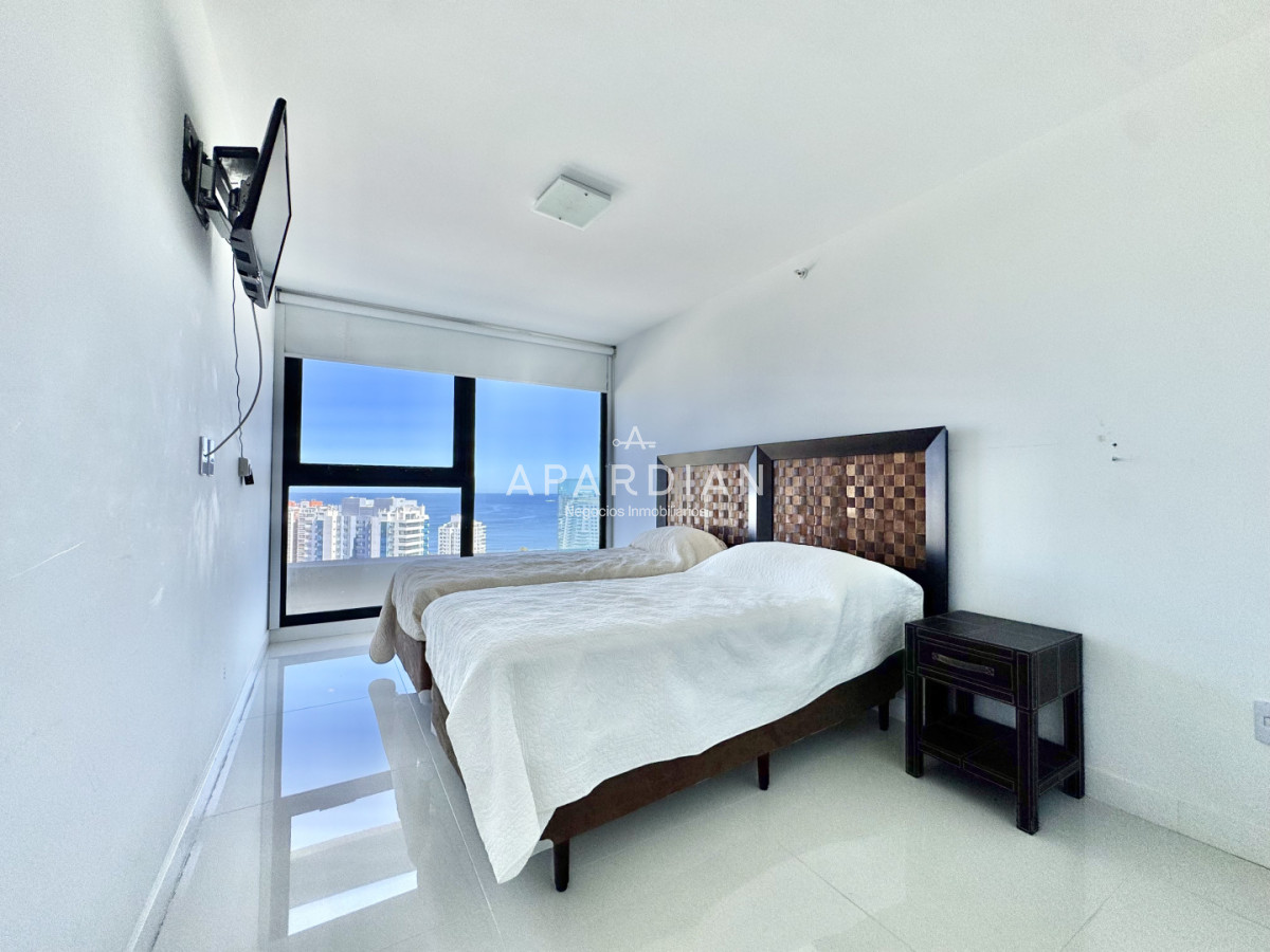 Apartamento ID.21099281 - Apartamento de 3 dormitorios en suite en venta