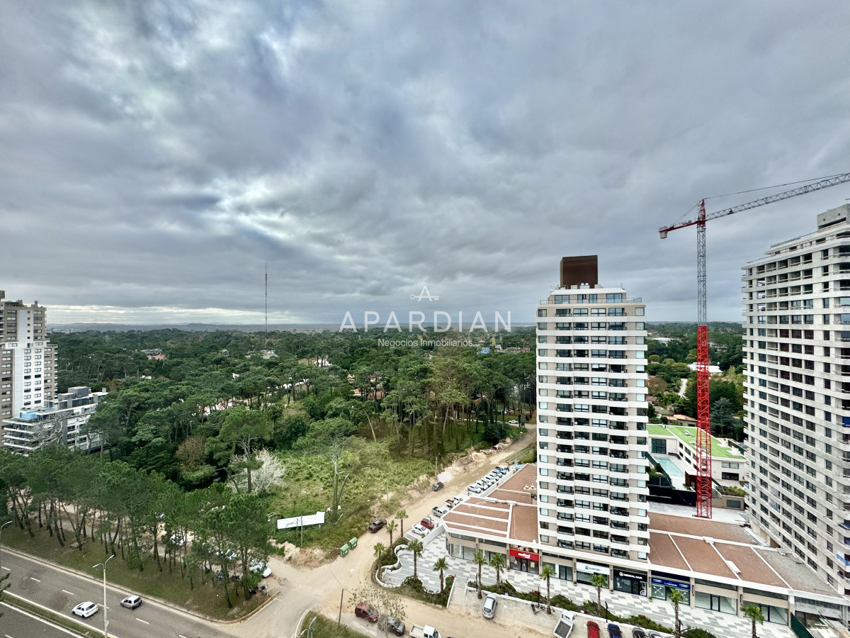 Apartamento ID.21097883 - Apartamento en alquiler anual 3 dormitorios Punta del Este