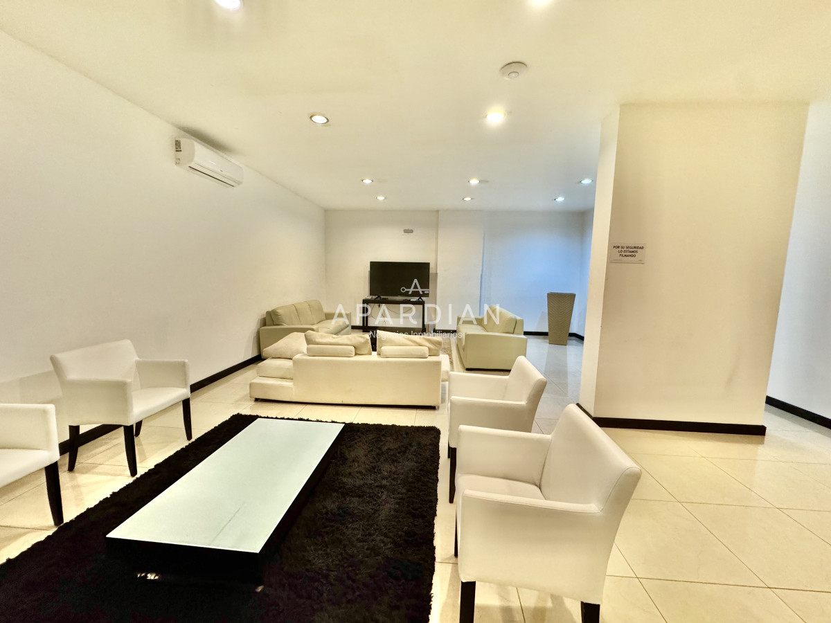 Apartamento ID.21097326 - Apartamento en venta 3 suites + dependencia frente a playa brava