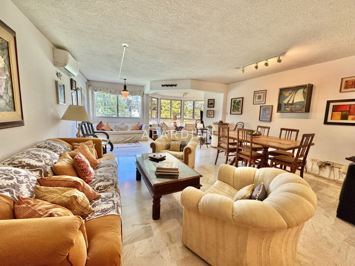 Apartamento ID.21092631 - Apartamento de 4 dormitorios en venta 