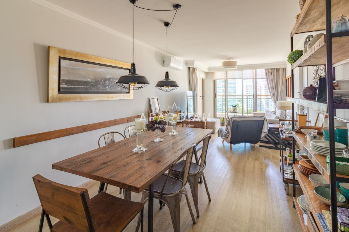 Apartamento ID.21092699 - Apartamento de 2 dormitorios en venta con vista al mar