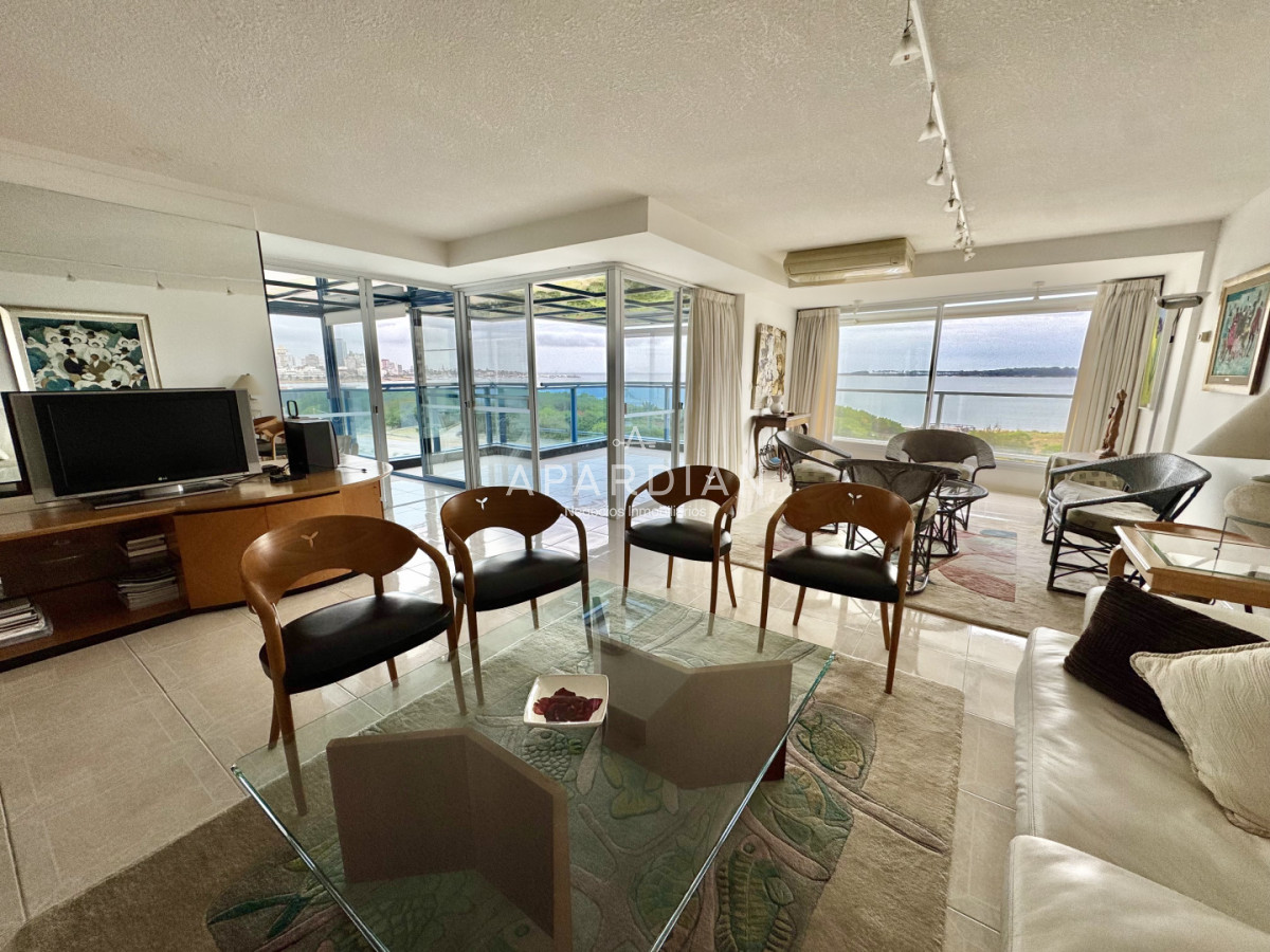 Apartamento ID.21099164 - Apartamento 3 Suites a la venta frente al mar