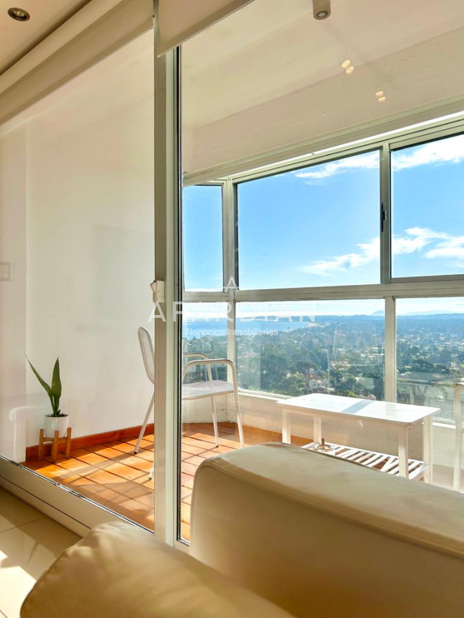 Apartamento ID.21093613 - Apartamento de 2 dormitorios con vista al mar