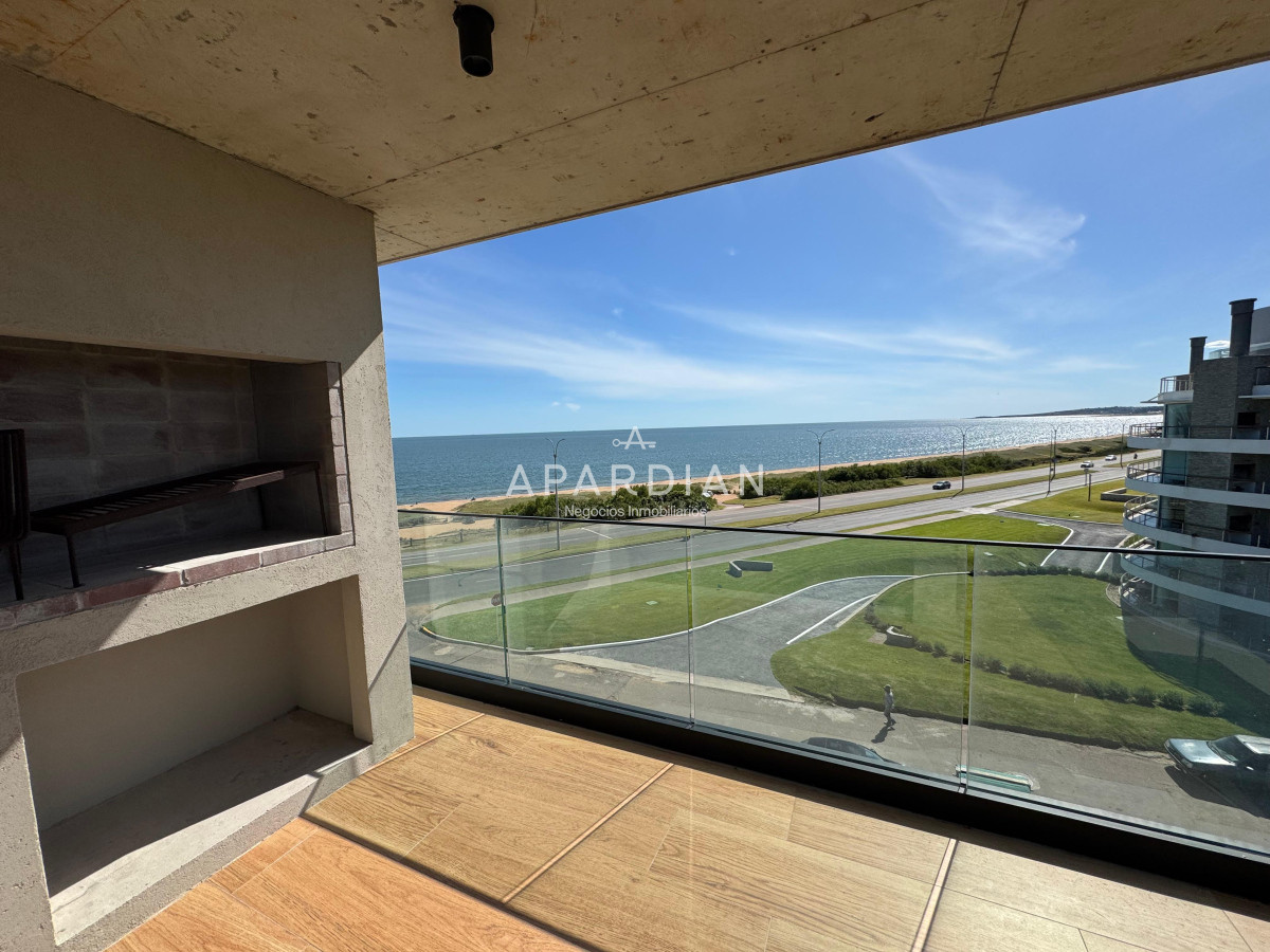 Apartamento ID.21097006 - Apartamento en alquiler de verano, 2 dormitorios primera linea mansa