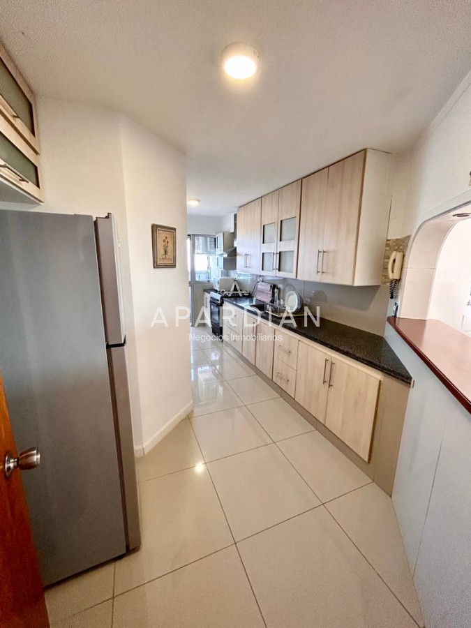 Apartamento ID.21093613 - Apartamento de 2 dormitorios con vista al mar