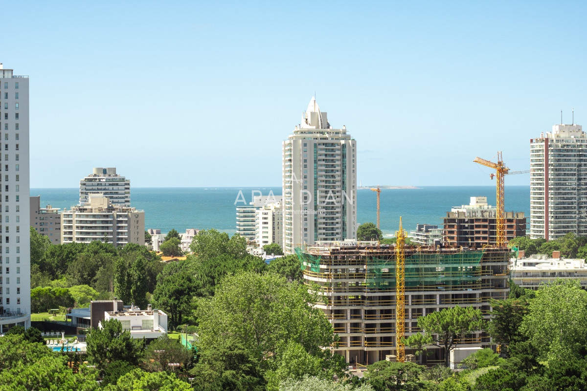 Apartamento ID.21092699 - Apartamento de 2 dormitorios en venta con vista al mar