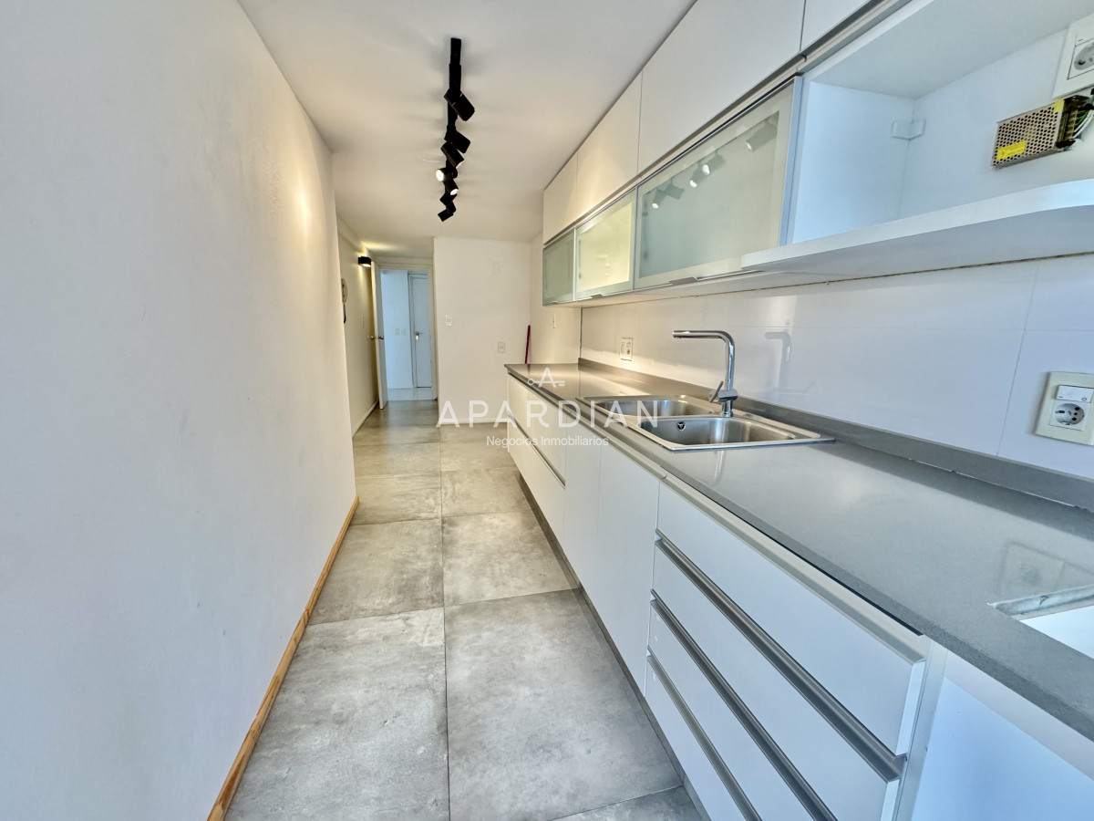 Apartamento ID.21097883 - Apartamento en alquiler anual 3 dormitorios Punta del Este